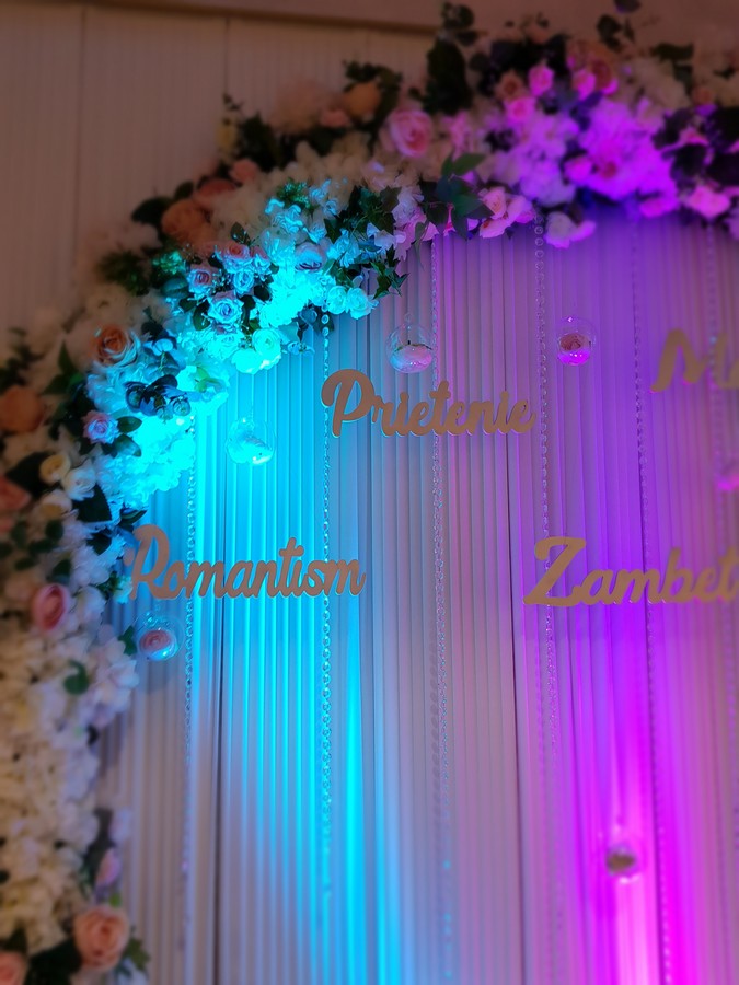 photo-corner nunta cerc floral